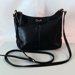 COACH Ashley Small Black Leather Swingpack Crossbody Bag ~ EUC